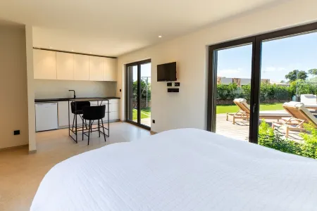 Villa Luxe all comfort Lecci ( Porto Vecchio) 5 rooms, Swimming pool, 10 persons