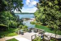 Blue Ridge Lake Home w/ Hot Tub in Morganton! - Boutique