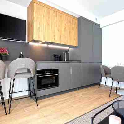 Apartment adapted for disabled with terrace and pool. Arruzafa IV Rooms