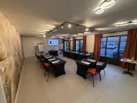 Kyriad Marseille - Vitrolles Aeroport