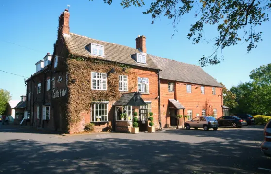 城堡酒店 - 格林國王旅館