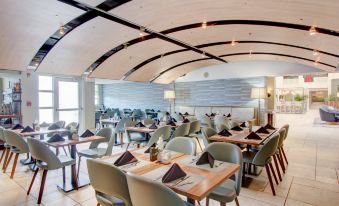 Crowne Plaza CHARLESTON AIRPORT - CONV CTR by IHG