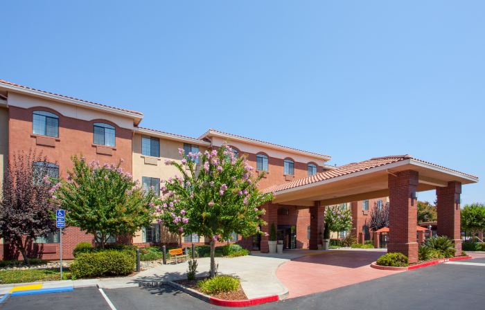 Holiday Inn Express & Suites DAVIS - UNIVERSITY AREA by IHG