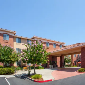 Holiday Inn Express & Suites DAVIS - UNIVERSITY AREA by IHG