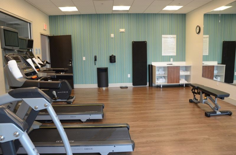Holiday Inn Express & Suites Franklin - Berry Farms by IHG photo 5