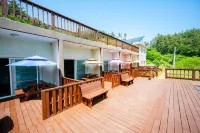Taean Low Stack Pet Pension