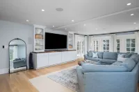 Family getaway.Commuter's Dream.Weddings&Events.Content House.Luxury Smart Home 拉奇蒙特住宿飯店