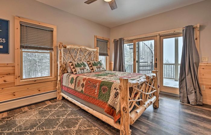 Rustic 3-Story Pittsburg Cabin w/ Lake & Mtn Views