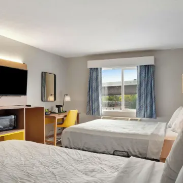 Days Inn by Wyndham Omaha NE