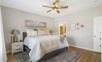 The Branson Experience - Balcony w/ Golf Views