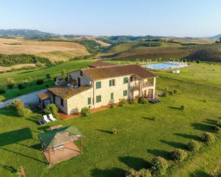 Agriturismo Panieracci Hotels in Volterra
