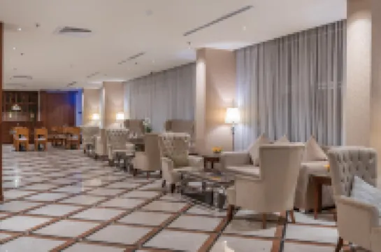 Sunday Red Sea Fountain Alhamra Formerly Vivid Plaza Hotel