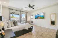 Incredible gameroom, putting green, bocce, slide, pickleball , large estate