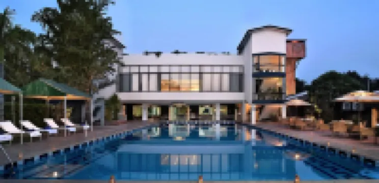 Best Western Resort Country Club 梅瓦特縣酒店