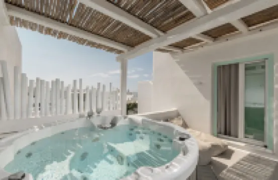 Majo Suites Hotel