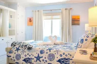 Relaxing Marathon Keys Home, Bikes & Beach Gear Included Near Sombrero Beach