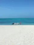 Beautifully furnished Treasure Cay 2bd 2bth condo with 36’ boat slip!