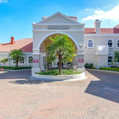 Mercure Johannesburg Randburg Hotel Hotels near Johannesburg Zoo