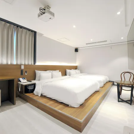 Brown-Dot Hotel Gwangyang Deokrye