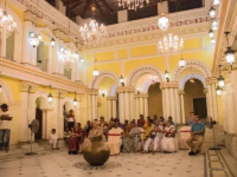 Cossimbazar Palace of the Roys ( Rajbari) Hotels in Murshidabad