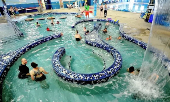 Cozy CO Casa: Eco & Pet Friendly—Sleeps up to 8, Remote Work Hub, Rec Center