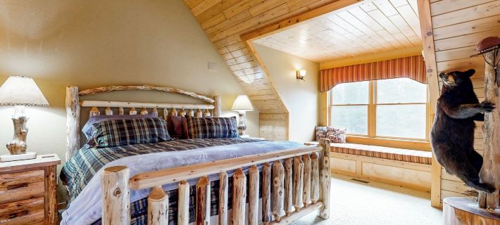Dog-friendly 2BR Cabin w/ Pellet Stove, W & D Hotels in Otsego County