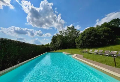 Le Serre Suites & Apartments Отели в г. 