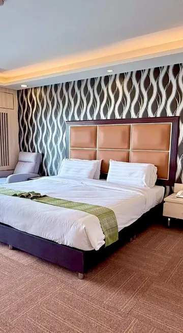 ห้องลักซ์ชัวรี เตียงใหญ่