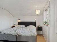 "Reinhold" - 200m from the Sea