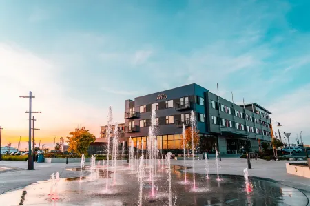 Hotel Indigo SEATTLE EVERETT WATERFRONT by IHG