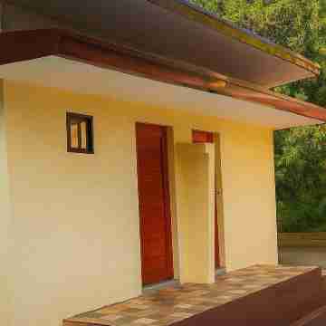 Bahay Domingo Guest House Hotel Exterior