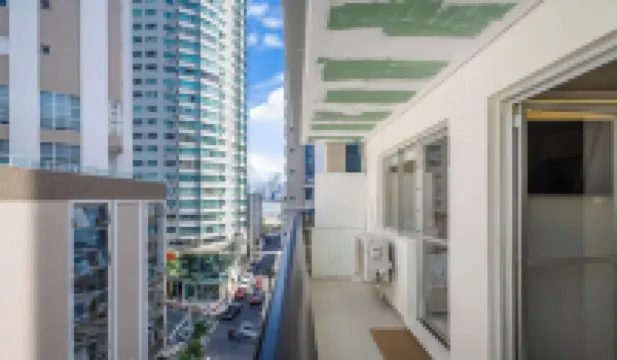 Apartment 160 m From the Big Wheel in BC - Epj0601