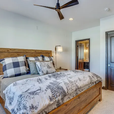Gorgeous Granby Ranch Home Half-Mi to Skiing!