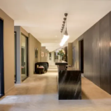 Stamford Grand Apartment