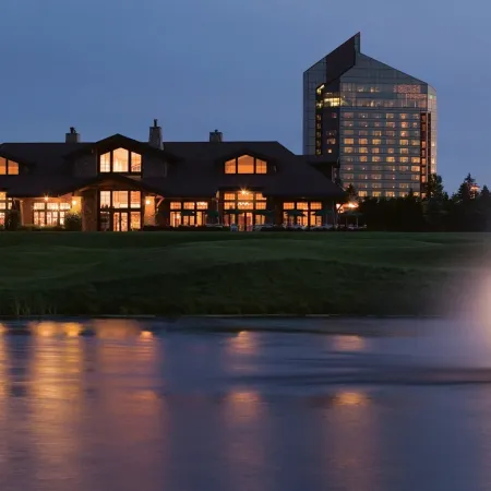 Boardman Riverfront Retreat Close to Downtown TC 800