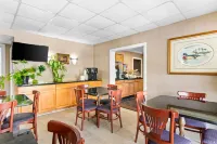 Rodeway Inn Historic - breakfast