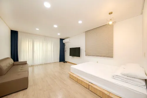 Boryeong Daecheon Favorite Pension