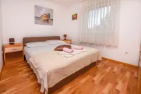 Apartments Aurel Hotels in 