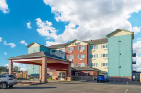 Comfort Inn & Suites Ocean Shores Hotels in 