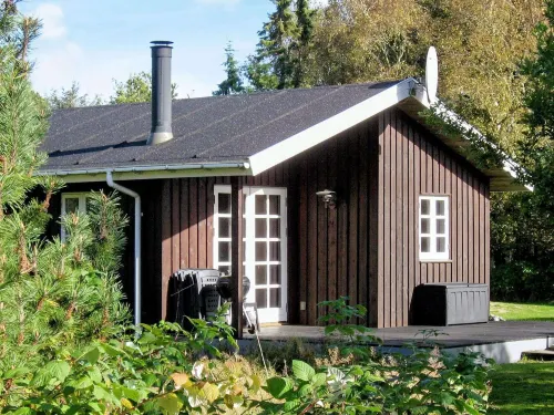 5 Person Holiday Home in Aabybro