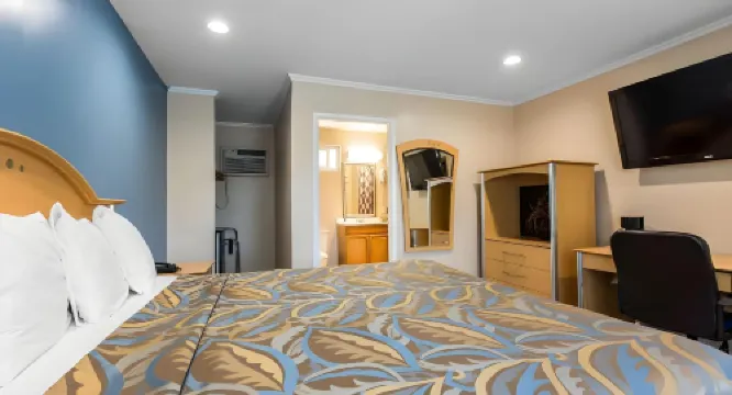 โรดเวย์อินน์ ดาวน์ทาวน์เอสกอนดีโด