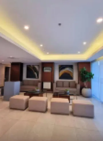 Lux 2BR Sky Condo With 24-hr Security, Fully Airconditoned & Basement Parking