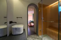 Noah Sky Suites - spa