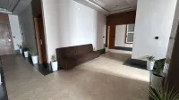 Hotel Golden Bird
