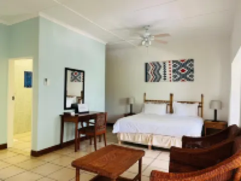 エマファニ カントリー ロッジ のホテル