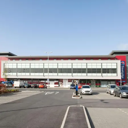 Travelodge Llanelli Central