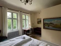 Liselund Ny Slot Hotels in Borre