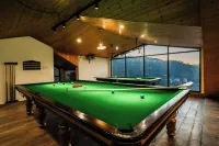 Hillshades Retreat by Alaya Stays 6BHK