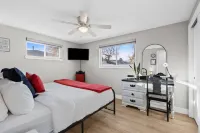 Berthoud Basecamp Private Hot Tub & Backyard Oasis - Boutique