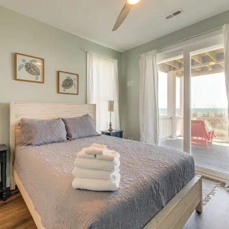 Beachfront Oasis w/ 2 Large Decks, BBQ & Views!